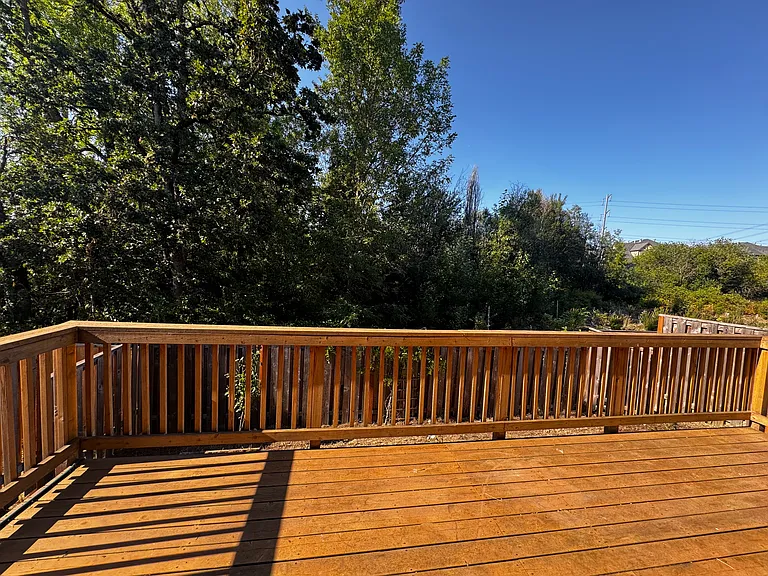 7985 NE Sabo St — Photo 15
