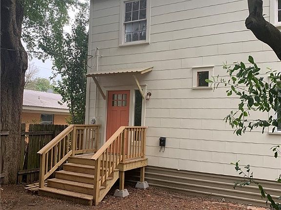 4th image of 1604 Water St #1604
