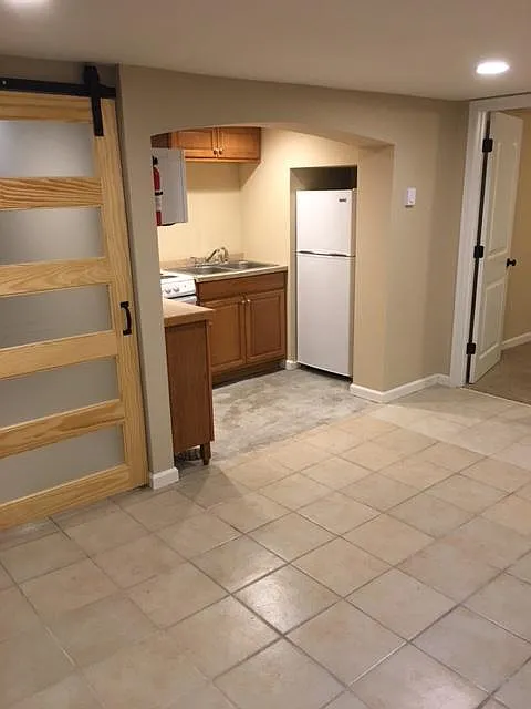 1 bed, 750 sqft, $1,025 — Photo 4