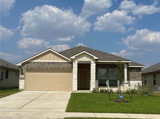 2020 Chief St, Bryan, TX 77807