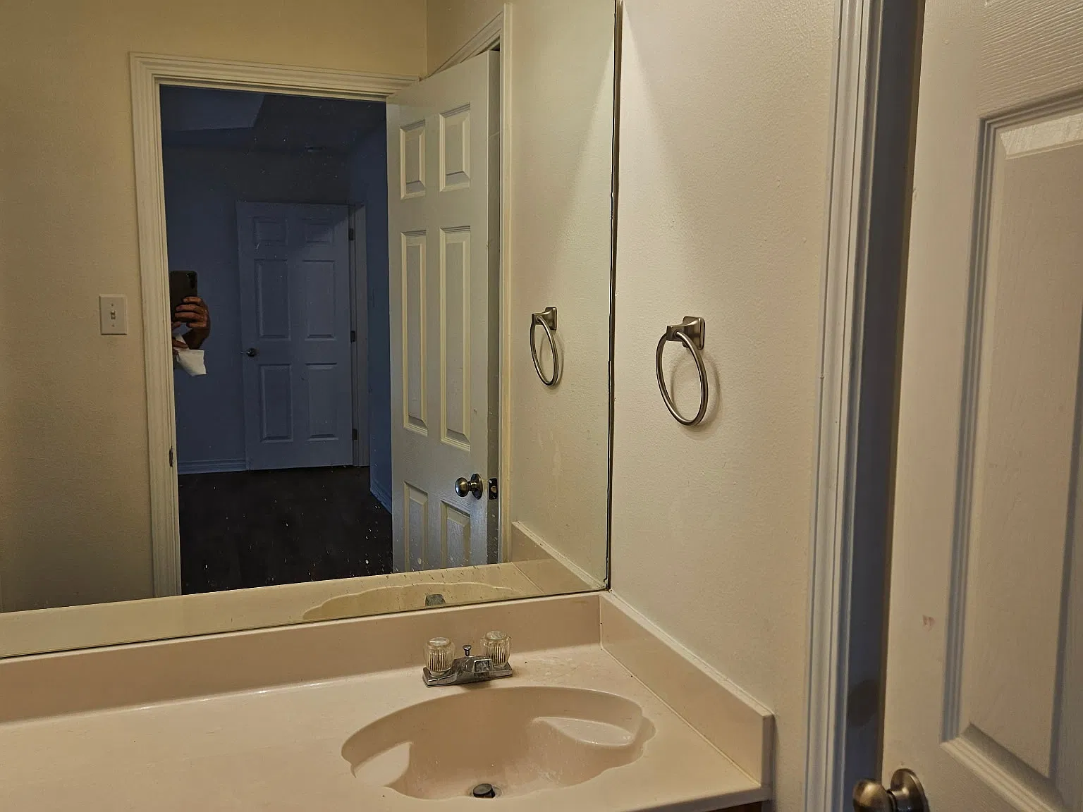 3 bed, 1500 sqft, $1,500 — Photo 4