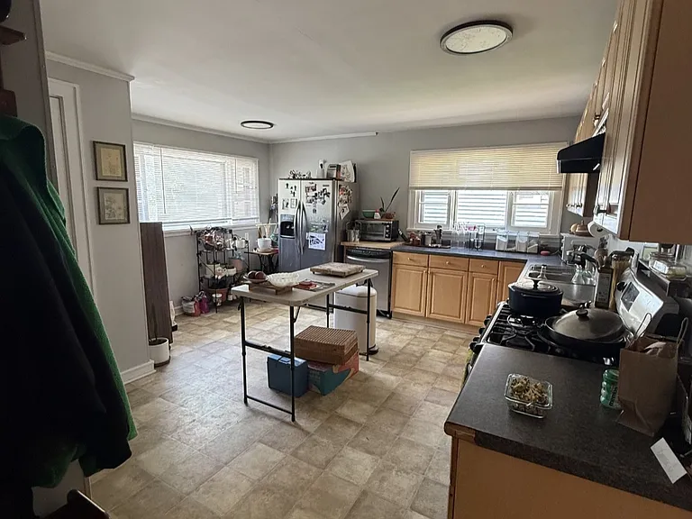 43 Birch Cres #1 — Photo 8