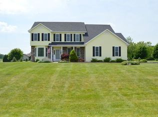 607 Silver Glen Rd, McHenry, IL 60050