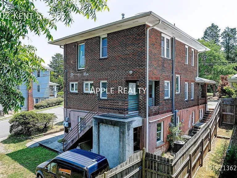 802 Kent St #A — Photo 33