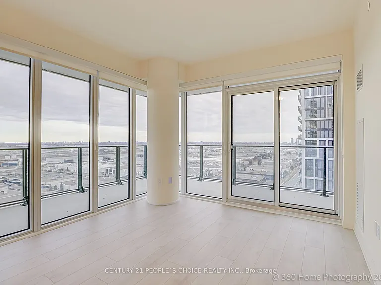 9000 Jane St #2102 — Photo 13