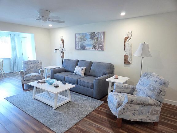 2nd image of 5111 SE Miles Grant Rd APT 104