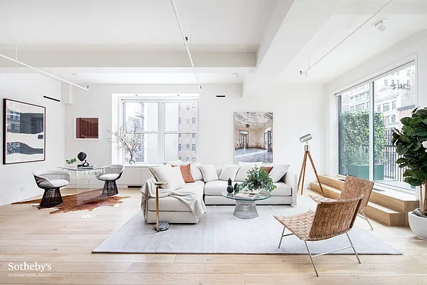 Sold by Sotheby's International Realty | media 2