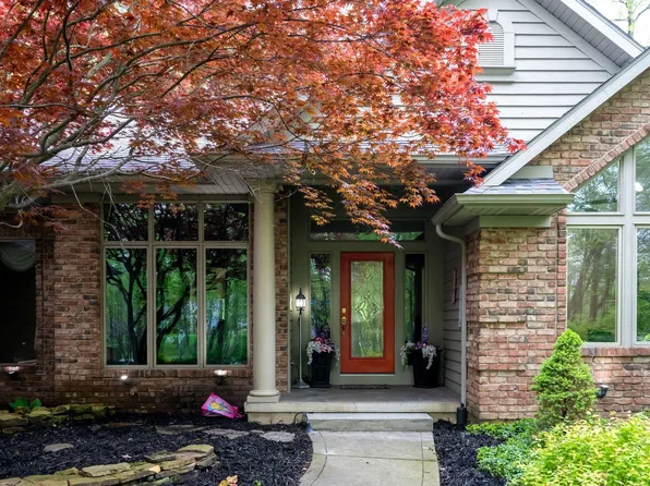 228 W Rue Dijon, Columbia City, IN 46725