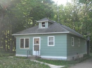 597 Us Highway 8, Armstrong Creek, WI 54103