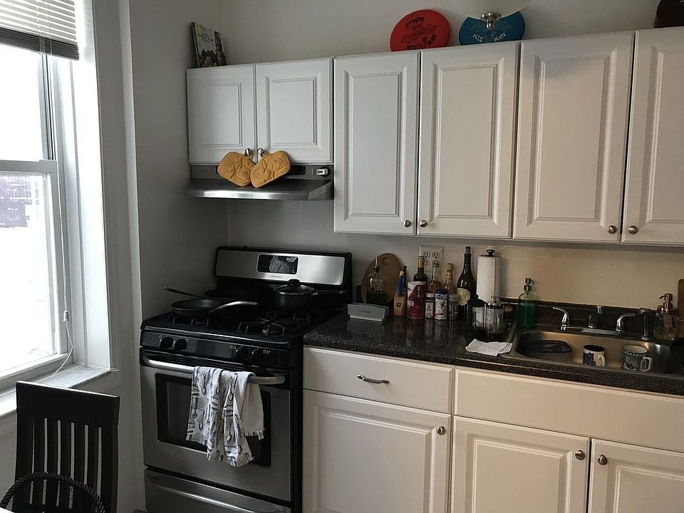 1st image of 2827 37th St APT 24