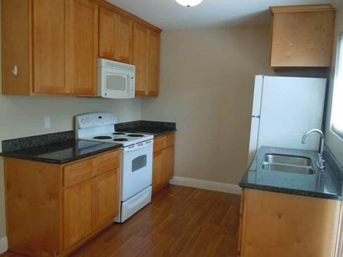 Hamilton Ave "C" Kitchen