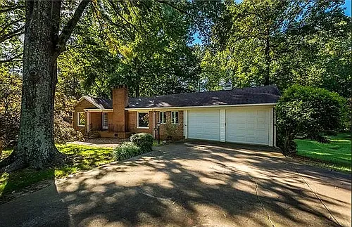 1117 Mineral Springs Rd Photo 1