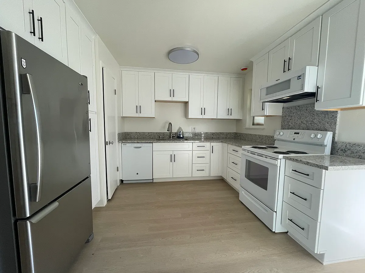 Building Photo - 115 Catherine Ln #B