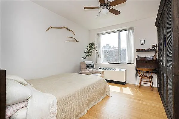 Sold by Bohemia Realty Group | media 13