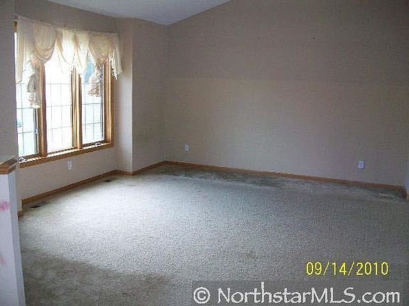 4th image of 747 Crestview Drive