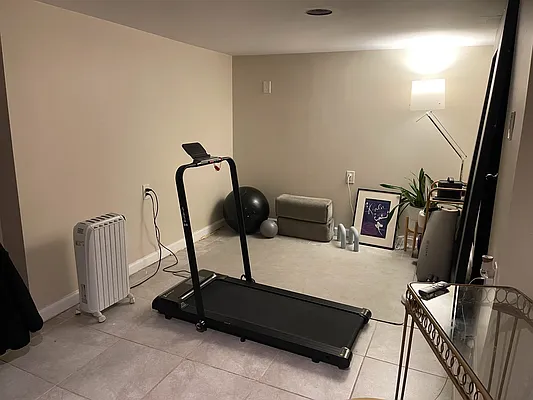 Rented by Budget Real Estate NYC Inc | media 7