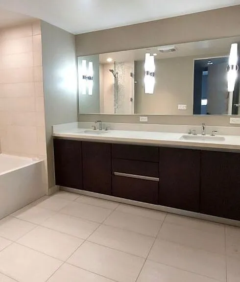 441 S Barrington Ave #303 — Photo 13