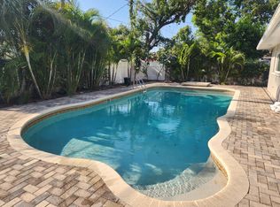 1749 W Manor Ave, Clearwater, FL 33765