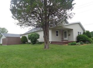 947 Wilbur St, Kewanee, IL 61443