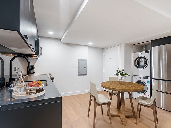 4th image of 12320 Montana Ave #110