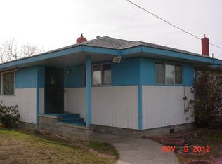 1700 N Camas Rd, Wapato, WA 98951