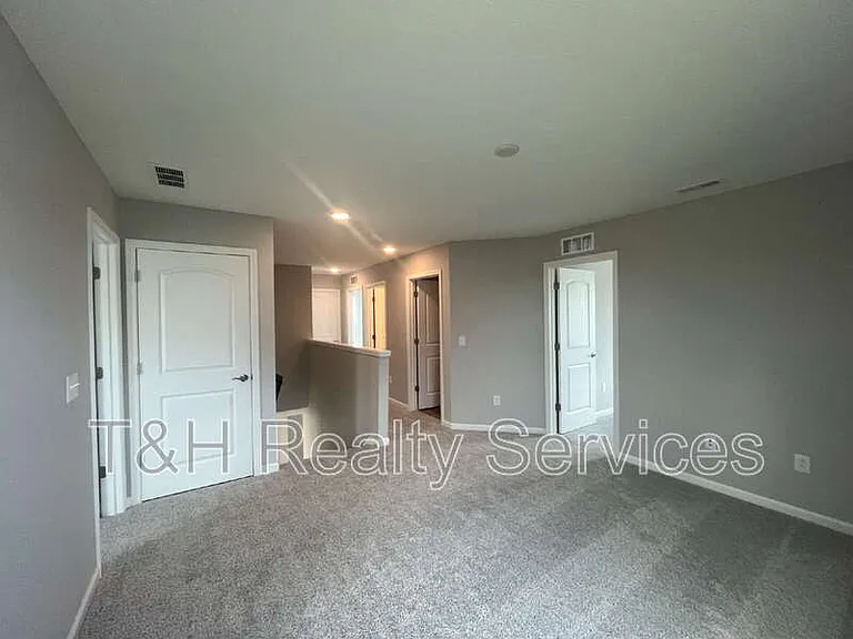 13111 Himalaya Cir — Photo 26