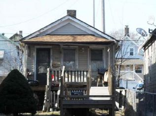 1555 S 3rd St, Milwaukee, WI 53204