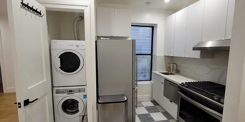 Rented by MJ Property Group LLC | media 23