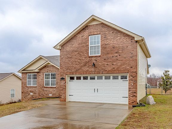 3rd image of 511 Cedar Valley Dr