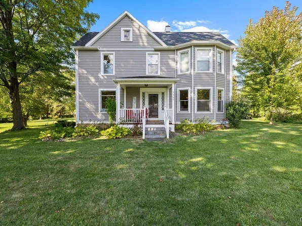 3307 Depot Rd, Auburn, NY 13021