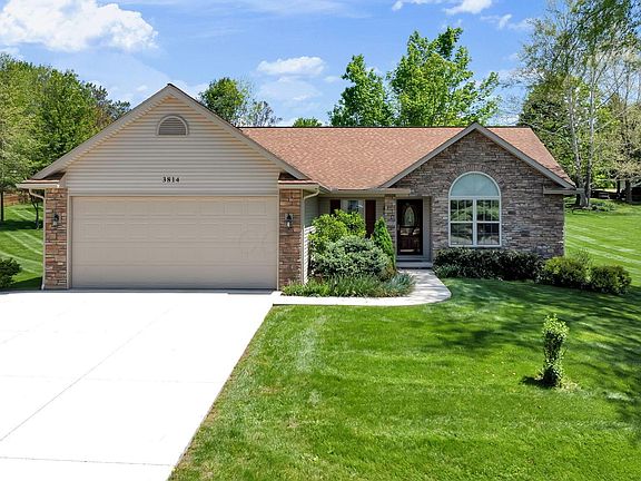 2nd image of 3814 Apple Valley Dr