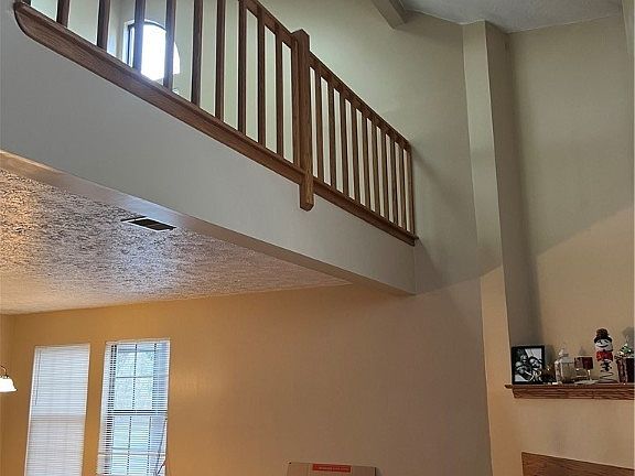 2nd image of 3861 Northwoods Ct NE Unit 3