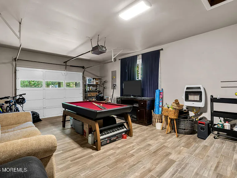 10 Woodland Ter — Photo 32