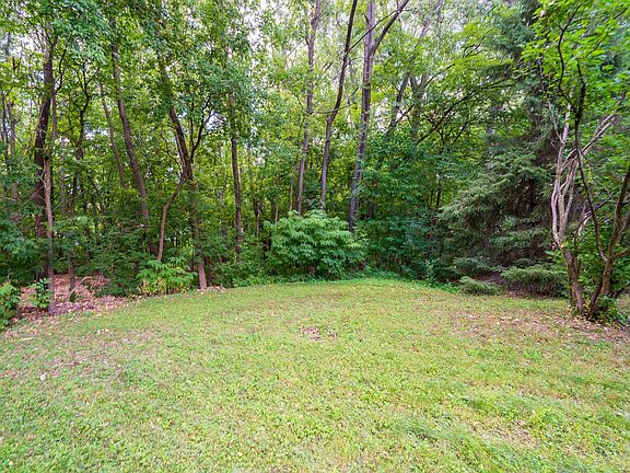 4th image of 2094 Minnehaha Ave E