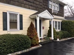 464 N Country Rd, Stony Brook, NY 11790