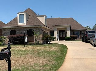 302 N Hampton St, Haughton, LA 71037