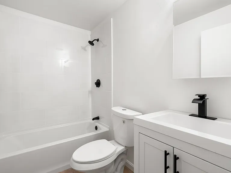 180 Main St #2110 — Photo 20