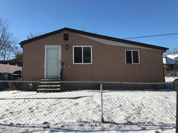 2220 Fernwood Pl, Alton, IL 62002