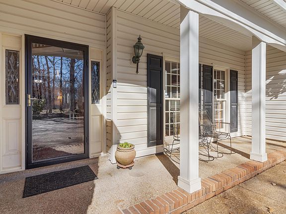 4th image of 4673 Old Hickory Trl