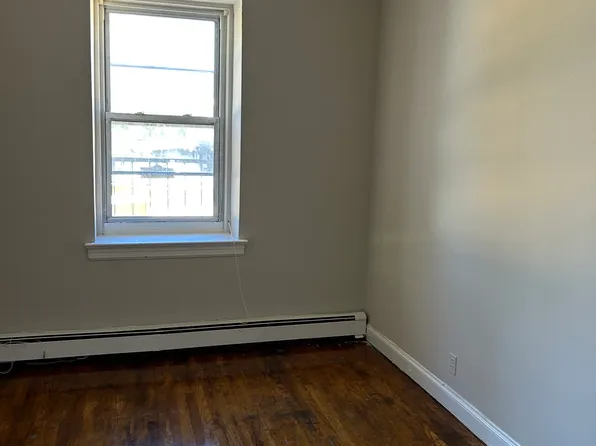 15 Faber Pl, Garfield, NJ