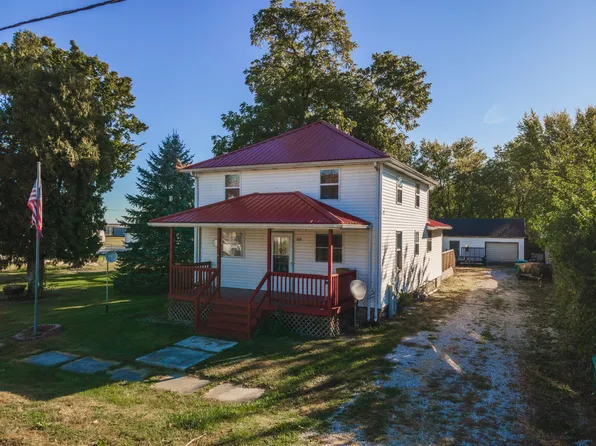 208 N Main St, Dana, IL 61321