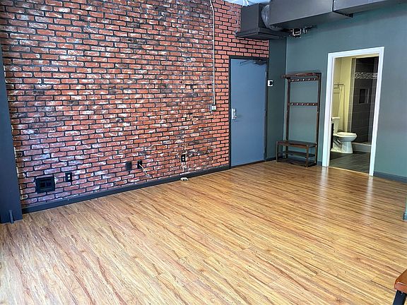 5th image of 777 6th Ave Unit 221