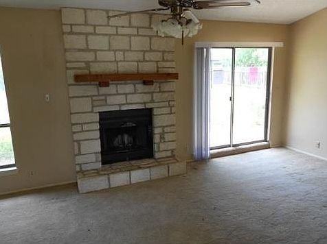 5th image of 1911 Emerald Isle Dr