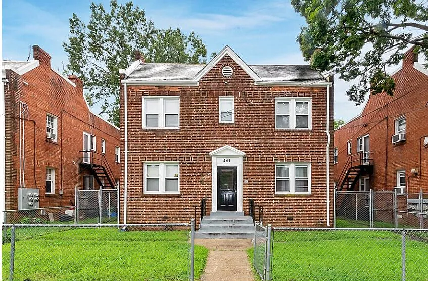 441 Mellon St SE
