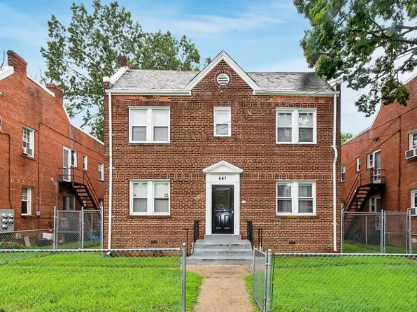 441 Mellon St SE, Washington, DC 20032