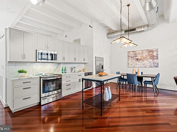 4th image of 1701 Kalorama Rd NW Unit 207