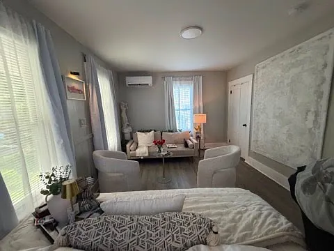 112 W School St #1R — Photo 4