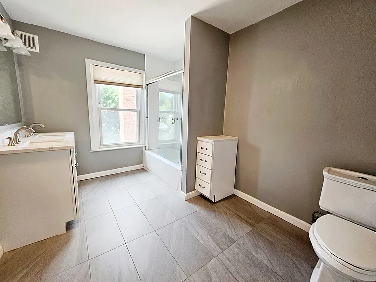1714 Beacon St #11 — Photo 20