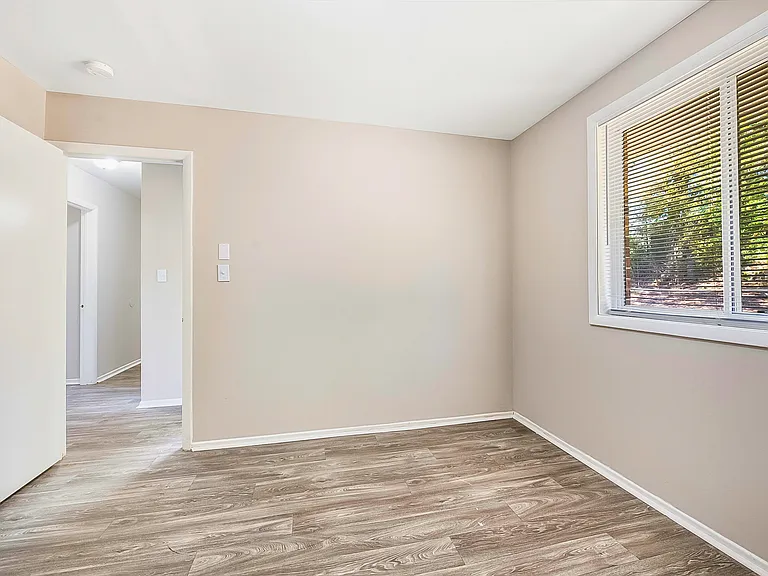 2146 Cockran St SW #C2146 — Photo 18