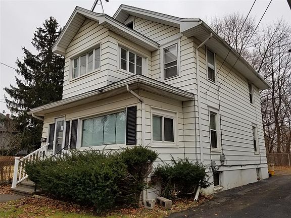 2nd image of 406 S McKinley Ave